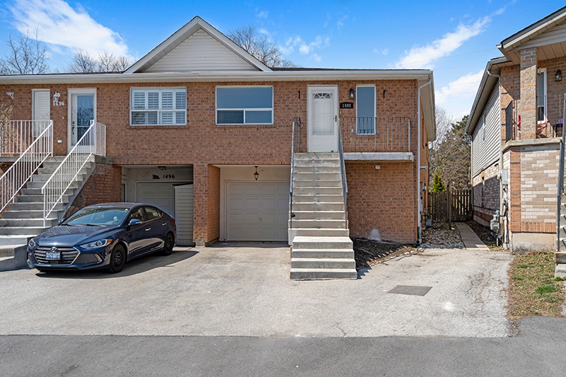 1498 Paddington Court - Upper | Burlington | Exterior